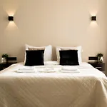 Grand Apartment *