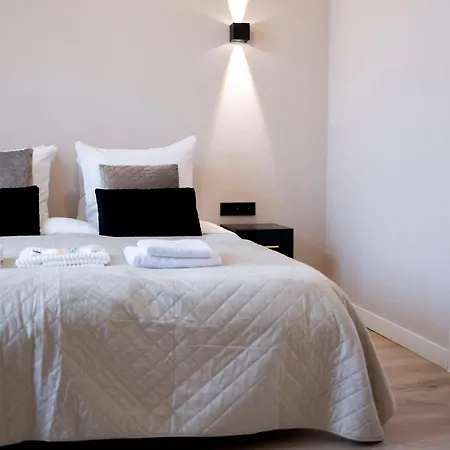 Grand Apartment *